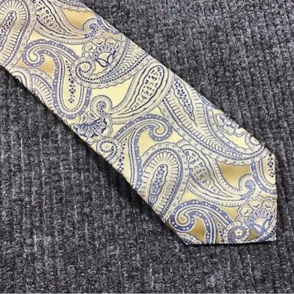 Michael Kors Men’s Tie - Picture 9 of 9